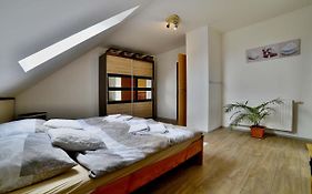 Holiday House Malsice